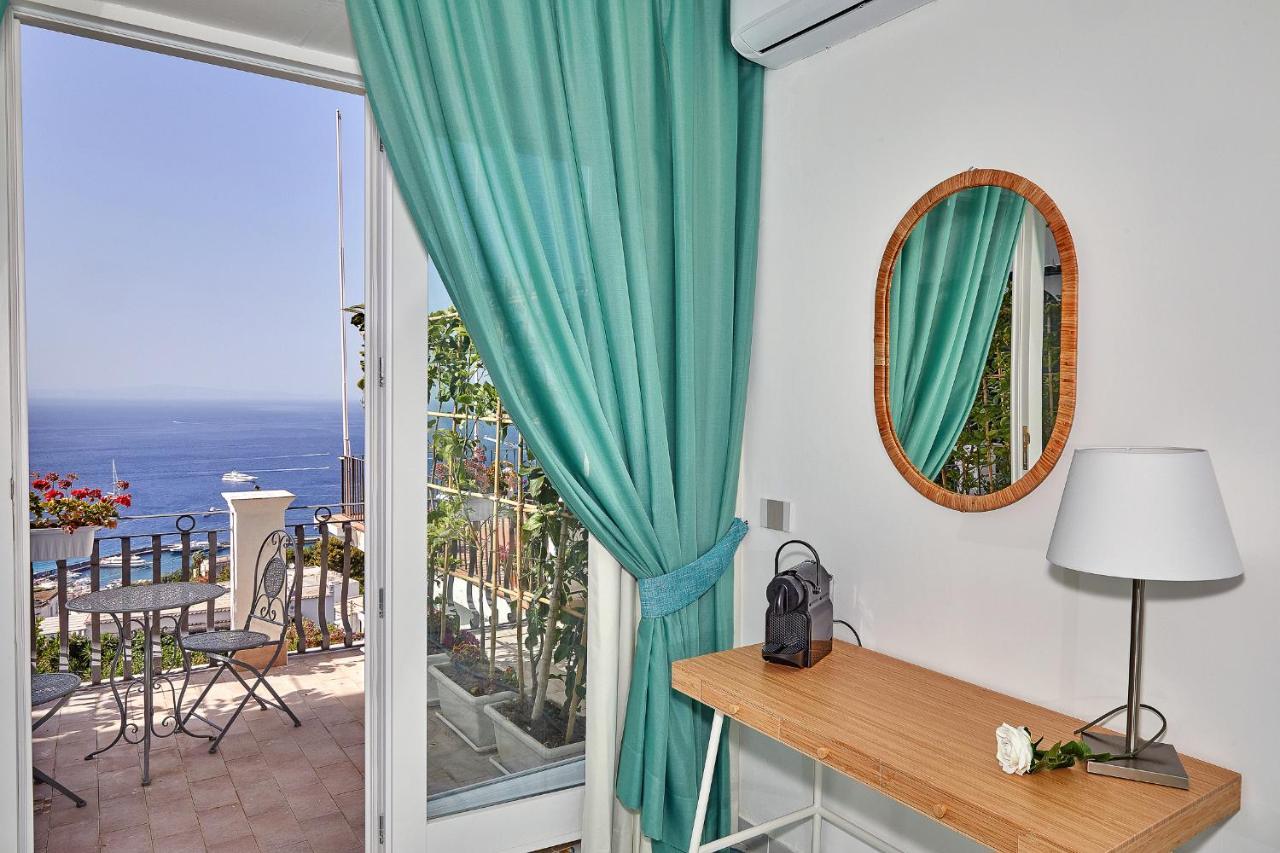 Malafemmena Guest House Капри Екстериор снимка