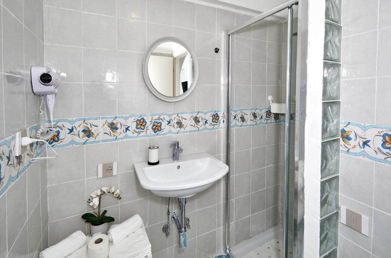 Malafemmena Guest House Капри Екстериор снимка